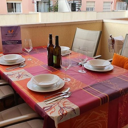 Lyrioshomes Beach Roquetas De Mar , Piscina Y Parque Infantil 외부 사진