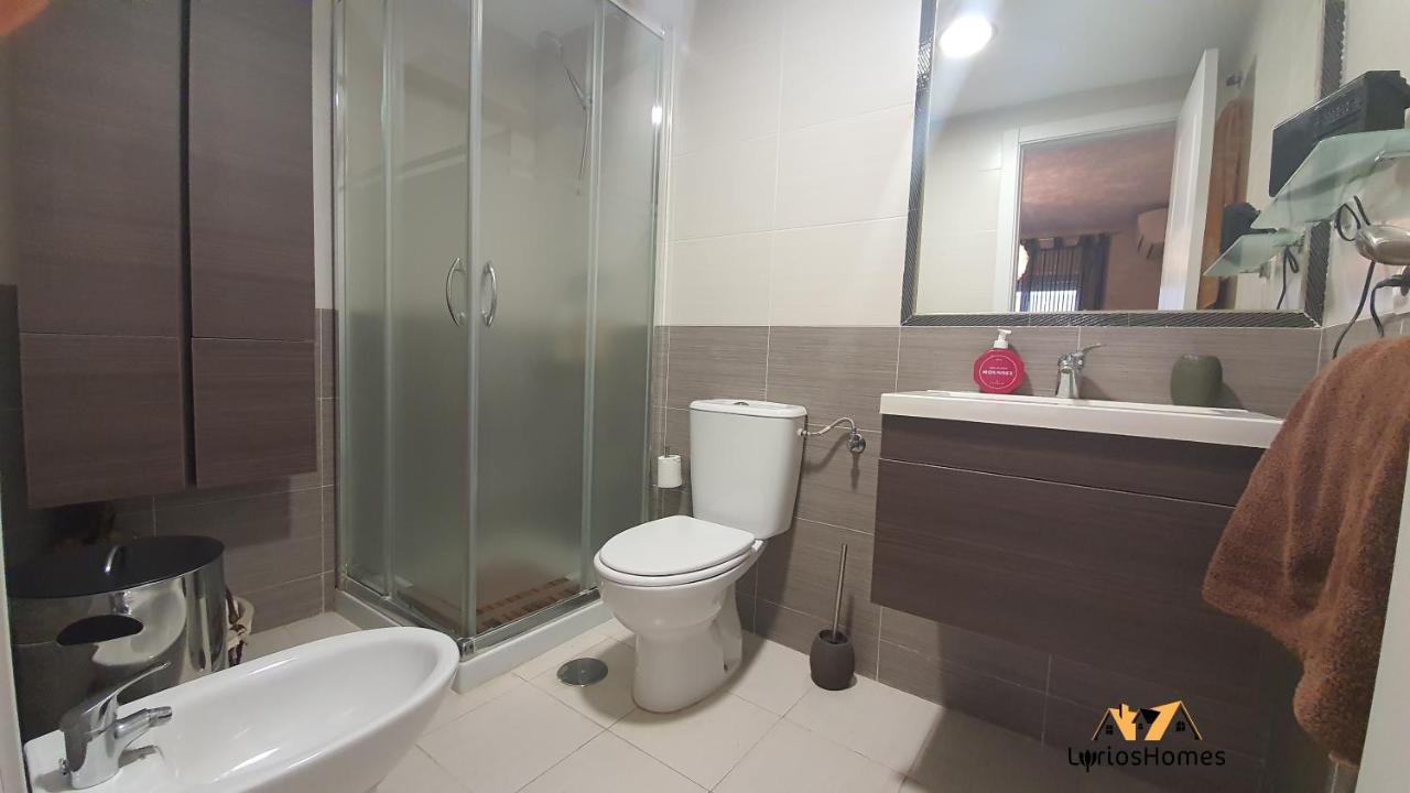 Lyrioshomes Beach Roquetas De Mar , Piscina Y Parque Infantil 외부 사진