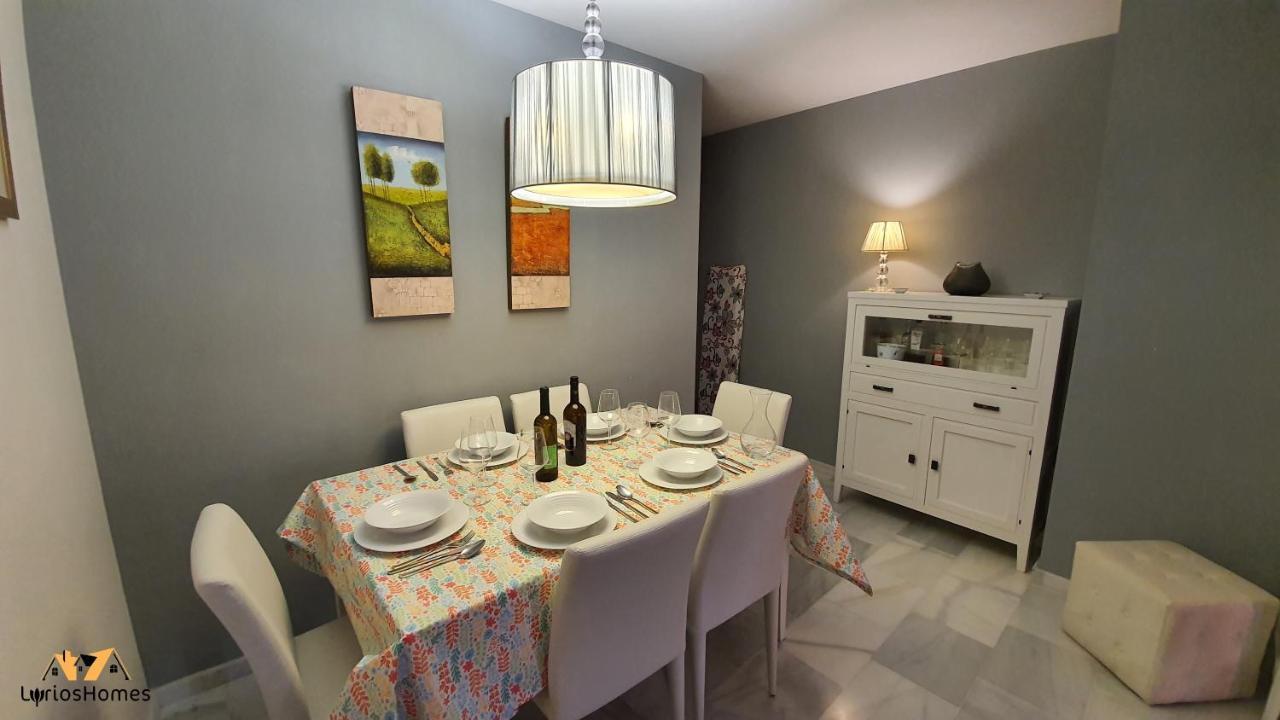 Lyrioshomes Beach Roquetas De Mar , Piscina Y Parque Infantil 외부 사진